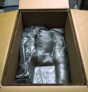Packaging of a sculpture in the art gallery