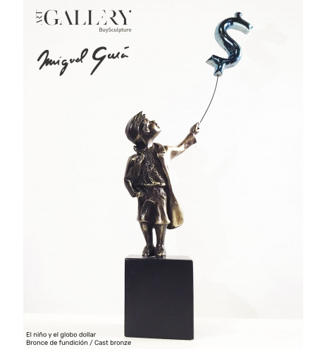 Child with balloon dollar