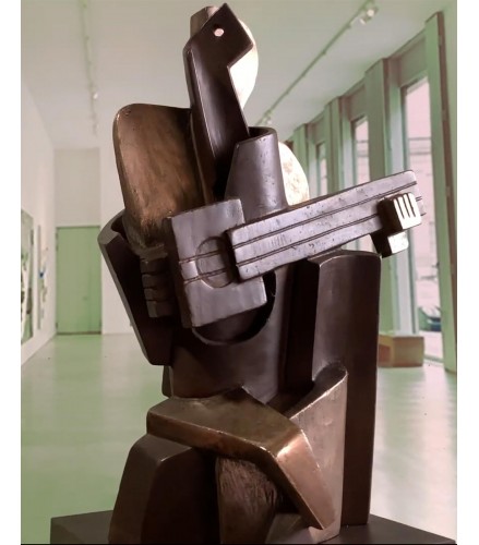 Big Guitarist Arlequin Casting Bronze