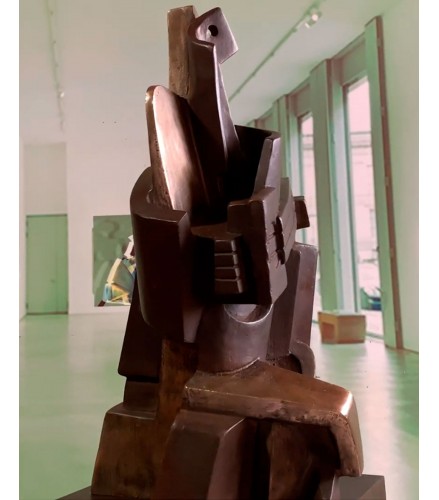 Big Guitarist Arlequin Casting Bronze