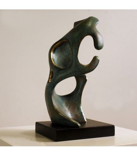 Sculpture Rodin's thinker spaces in green rusty bronze