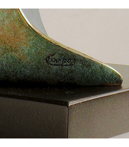 Sculpture Rodin's thinker spaces in green rusty bronze