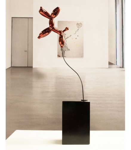 Weightless balloon dog red