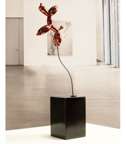 Weightless balloon dog red