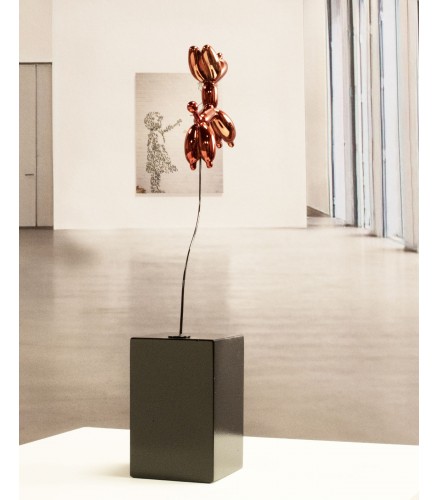 Weightless balloon dog red