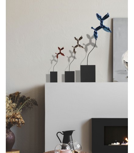 Weightless balloon dog red