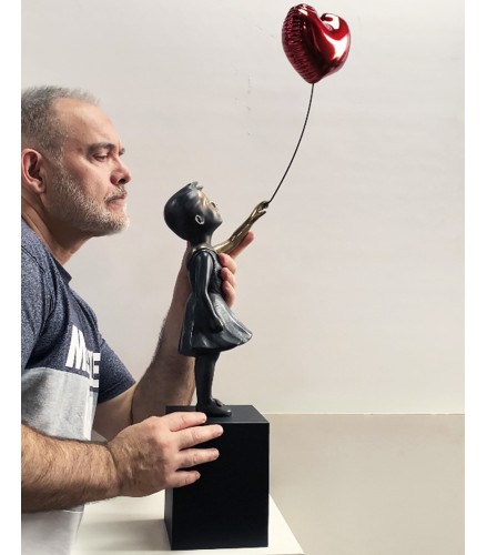 Girl with red balloon 74