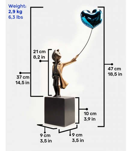 A boy with balloon Big