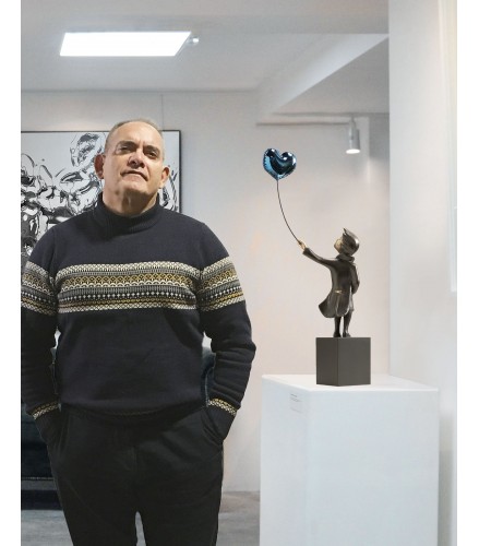 A boy with balloon Big