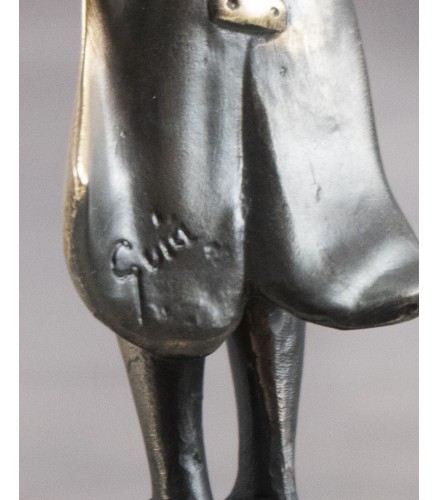 Child with balloon dog Big