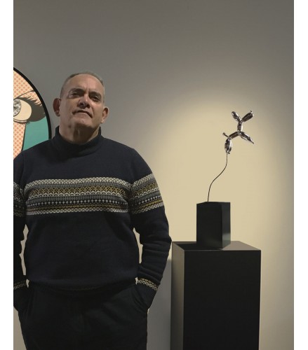 Weightless balloon dog nickel