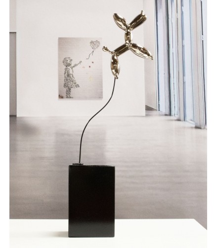 Weightless balloon dog nickel