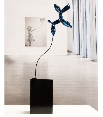 Weightless balloon dog blue