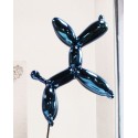 Weightless balloon dog blue