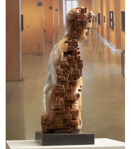 Pixelated young torso White