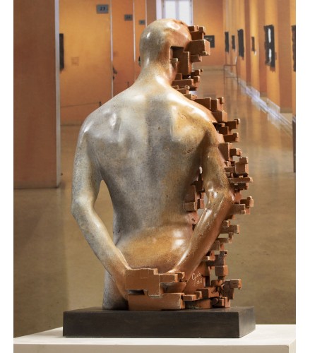 Pixelated young torso White