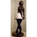 Sculpture young ballet dancer w