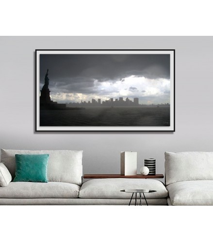 New York in the shadow of freedom