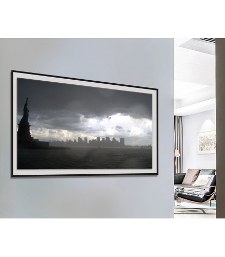 New York in the shadow of freedom