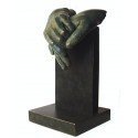 Sculpture Do you feel the same in green rusty bronze Sculpture Do you feel the same in green rusty bronze