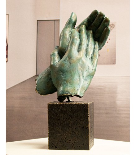 Infinite applause green