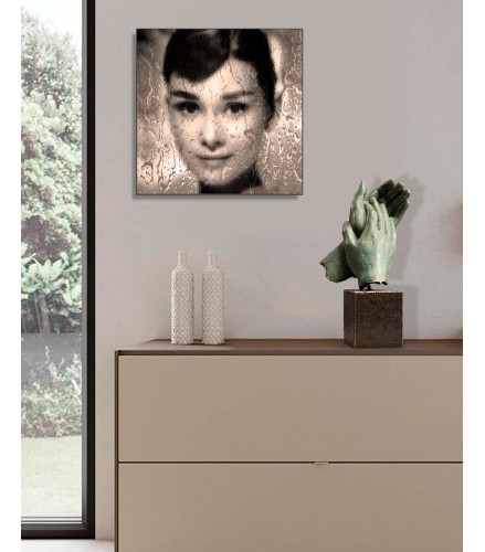 Infinite applause green