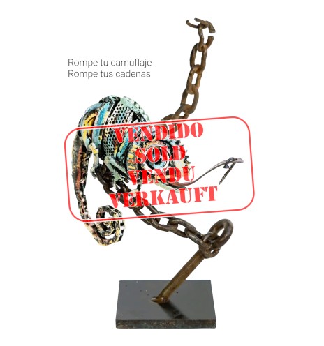 Break your camouflage Break your chains