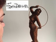 Fernandez Delcura specialized in sculptures, but also attempting her skills in drawing, painting, photography, psychology of image and other areas that allow one to become a great contemporary artist.